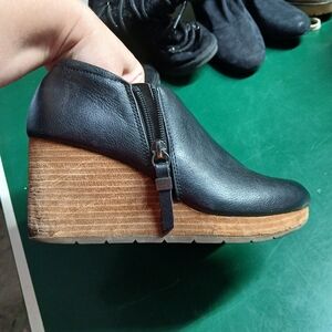 Black Leather Wedge Ankle Boots